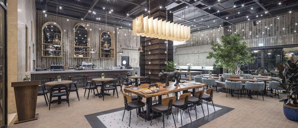 Doubletree By Hilton Sanliurfa Hotell Restaurang bild